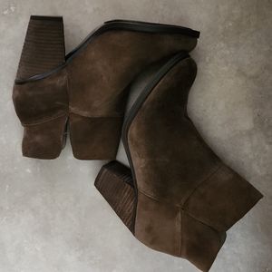 Vince Camuto Valleywood Verona boots, 8M